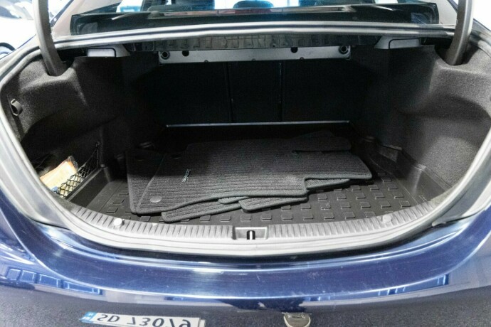 mercedes-benz-c-klasse-bensin-2015-big-7