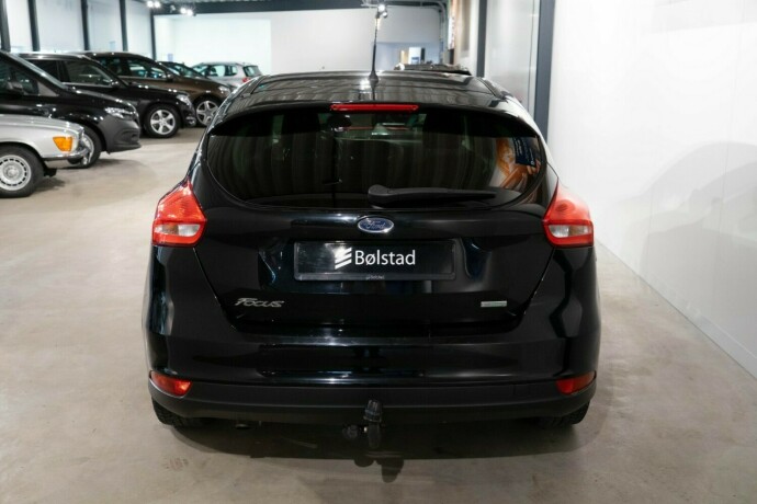 ford-focus-bensin-2016-big-3