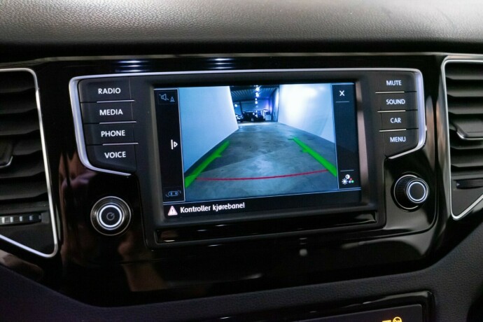 volkswagen-golf-sportsvan-bensin-2017-big-14