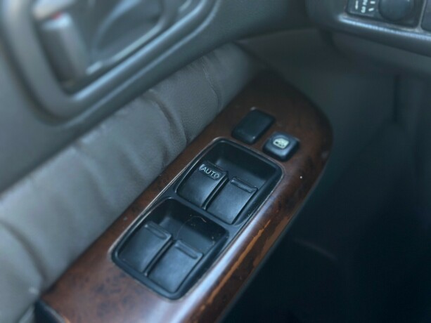 nissan-patrol-diesel-1998-big-22