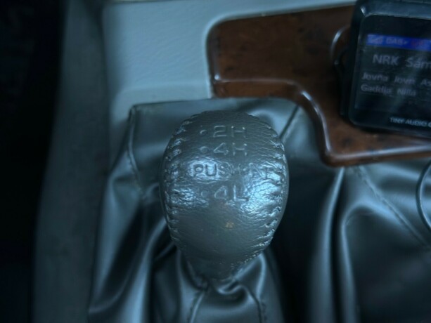 nissan-patrol-diesel-1998-big-19