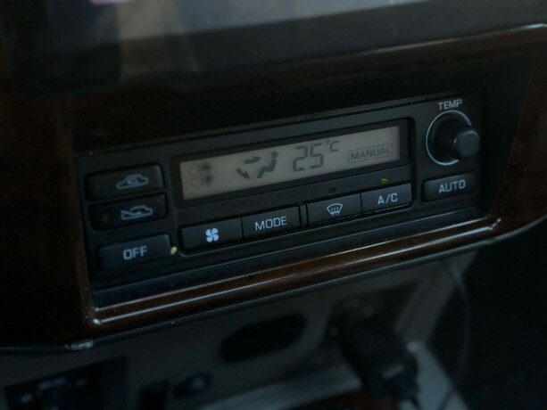 nissan-patrol-diesel-1998-big-20