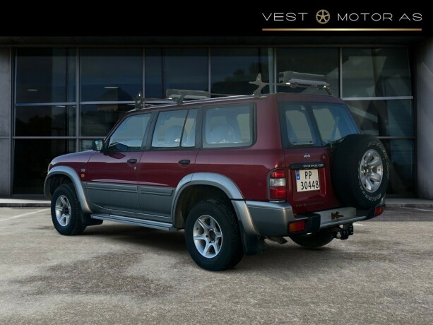 nissan-patrol-diesel-1998-big-4