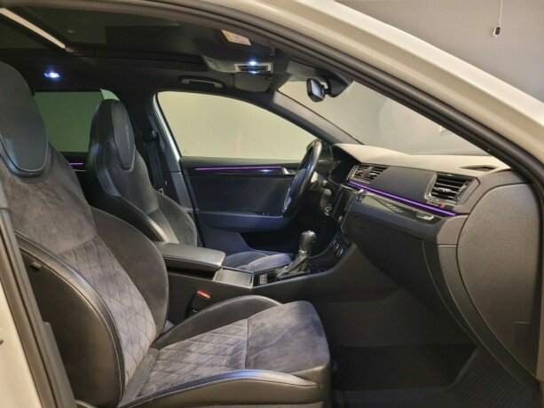 skoda-superb-bensin-2017-big-12