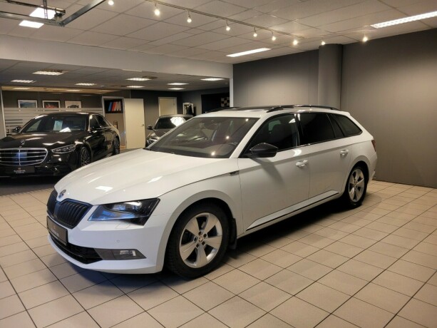 skoda-superb-bensin-2017-big-8