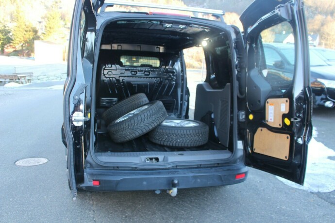 ford-transit-connect-diesel-2019-big-4