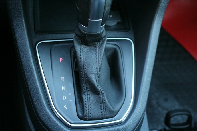 volkswagen-caddy-maxi-diesel-2018-big-15