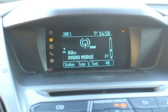 ford-transit-connect-diesel-2018-big-11