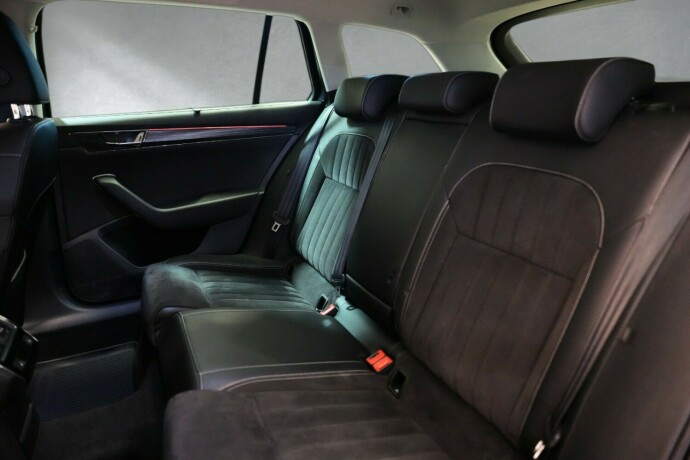 skoda-superb-elektrisitetbensin-2021-big-20