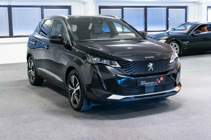 peugeot-3008-plug-in-petrol-2021-big-3