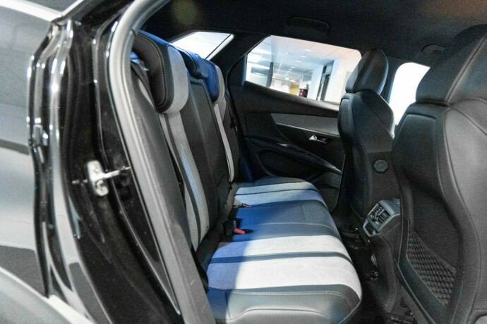 peugeot-3008-plug-in-petrol-2021-big-8