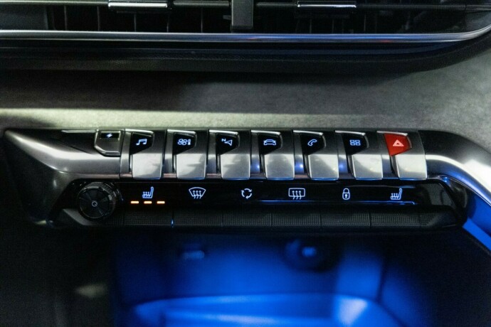 peugeot-3008-plug-in-petrol-2021-big-18