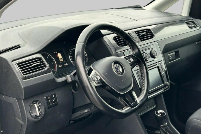 volkswagen-caddy-alltrack-diesel-2018-big-9