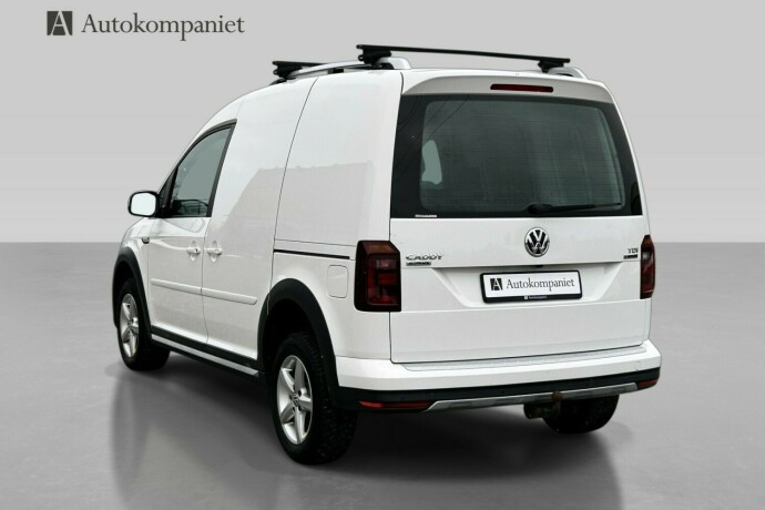 volkswagen-caddy-alltrack-diesel-2018-big-3