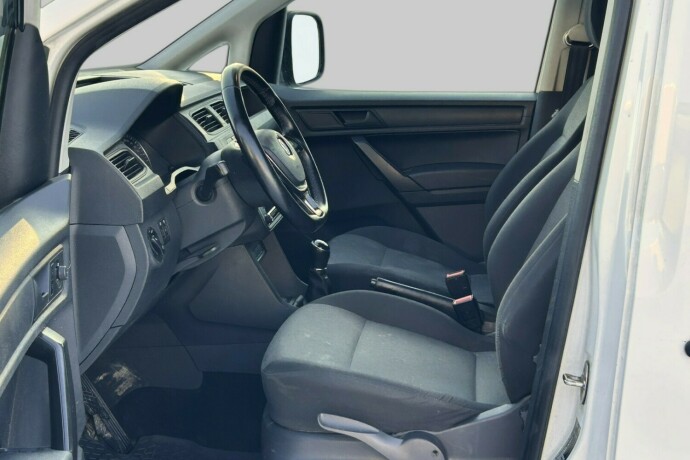 volkswagen-caddy-maxi-diesel-2017-big-8