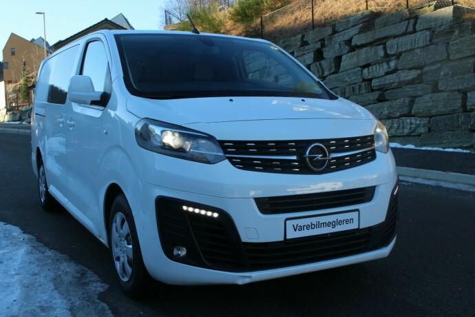 opel-vivaro-diesel-2020-big-0