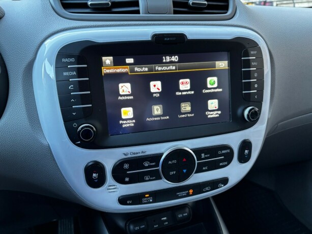 kia-soul-elektrisitet-2015-big-18