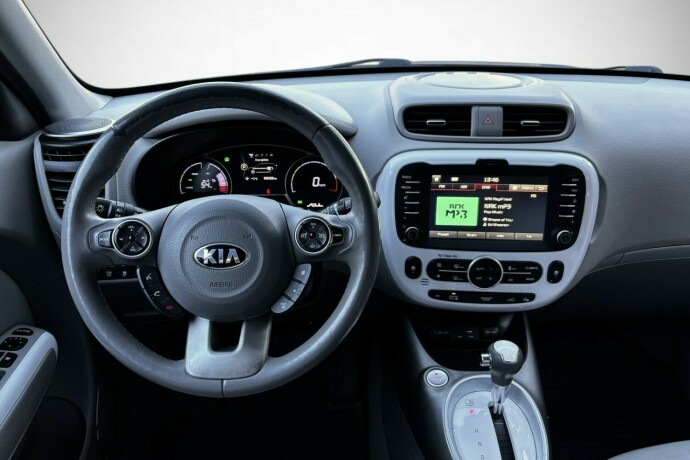 kia-soul-elektrisitet-2015-big-25