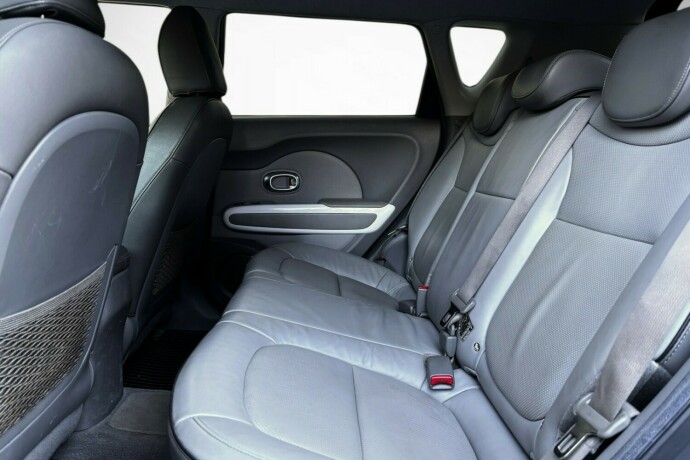 kia-soul-elektrisitet-2015-big-22