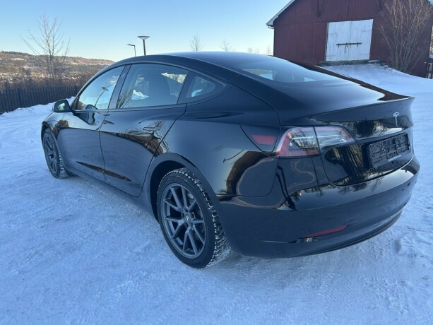 tesla-model-3-elektrisitet-2022-big-13