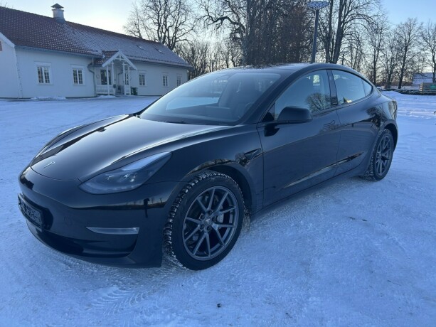 tesla-model-3-elektrisitet-2022-big-11