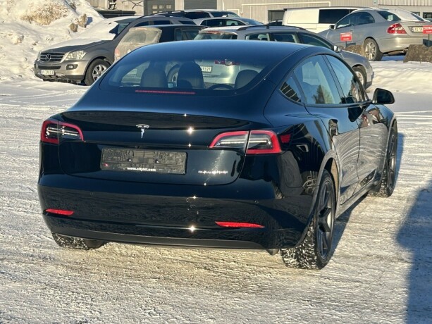 tesla-model-3-elektrisitet-2022-big-7