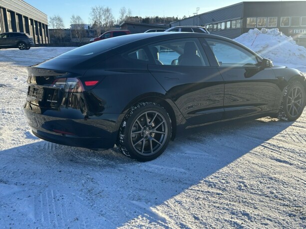 tesla-model-3-elektrisitet-2022-big-5