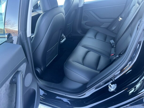 tesla-model-3-elektrisitet-2022-big-22