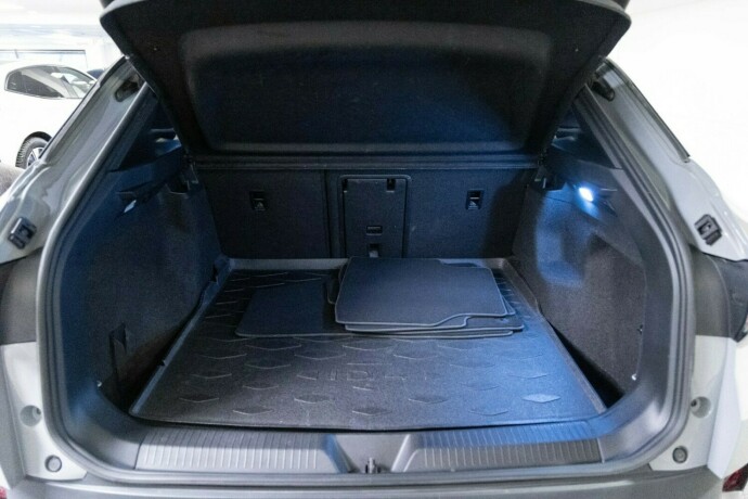 volkswagen-id4-gtx-elektrisitet-2021-big-8