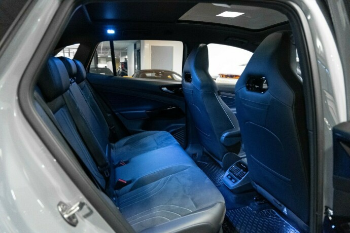 volkswagen-id4-gtx-elektrisitet-2021-big-11