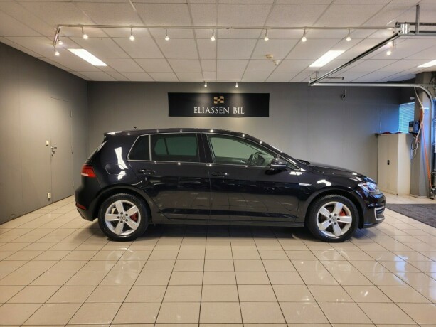 volkswagen-golf-elektrisitet-2019-big-4