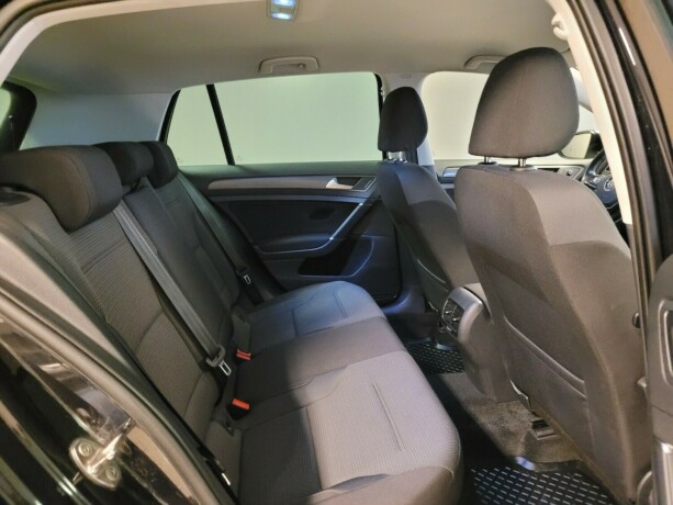 volkswagen-golf-elektrisitet-2019-big-17