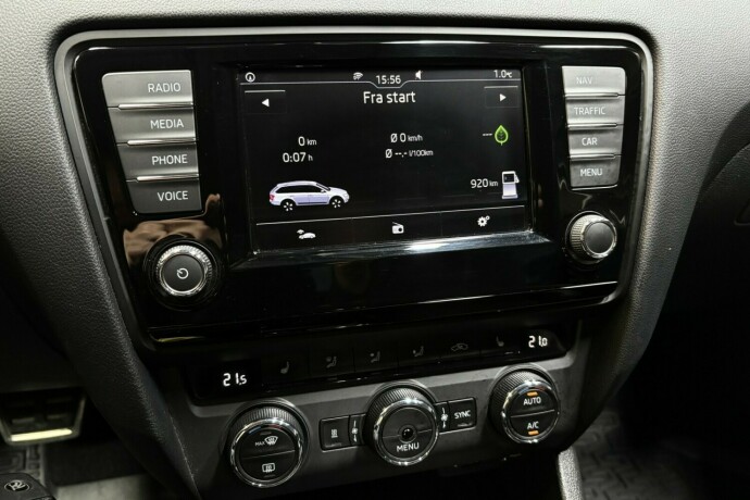 skoda-octavia-diesel-2017-big-27