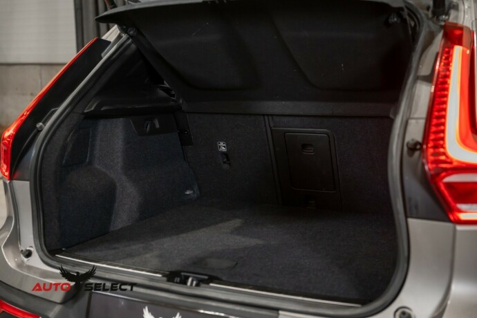 volvo-xc-40-elektrisitetbensin-2020-big-10