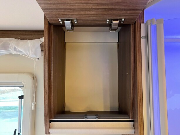 eura-mobil-il-720-eb-2-enkle-senger-senkeseng-automat-23-150hk-alde-vannb197ren-varme-amp-varmeveksler-diesel-2018-big-76