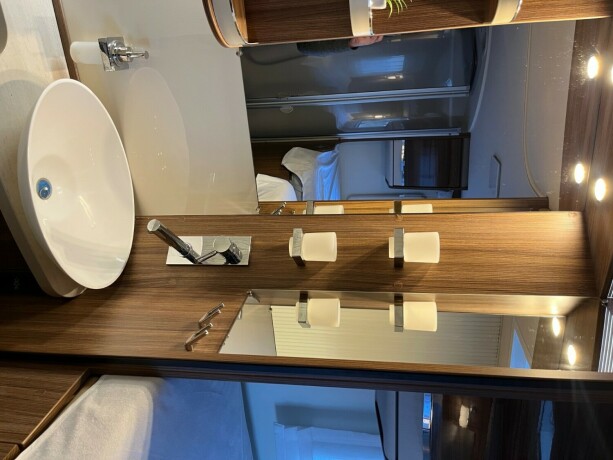 eura-mobil-il-720-eb-2-enkle-senger-senkeseng-automat-23-150hk-alde-vannb197ren-varme-amp-varmeveksler-diesel-2018-big-60