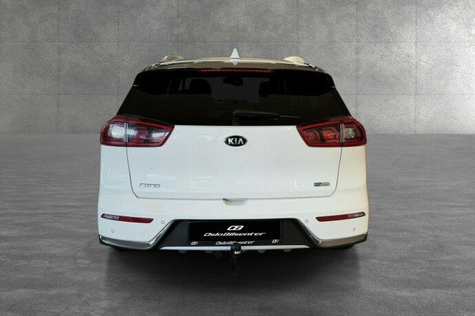 kia-niro-elektrisitetbensin-2018-big-23