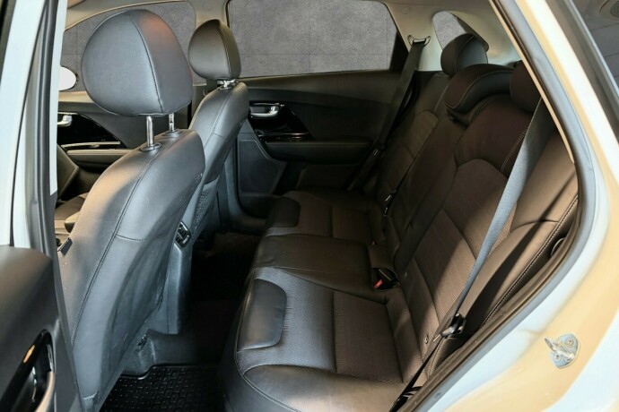 kia-niro-elektrisitetbensin-2018-big-2