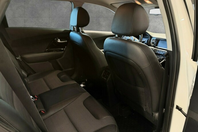 kia-niro-elektrisitetbensin-2018-big-8