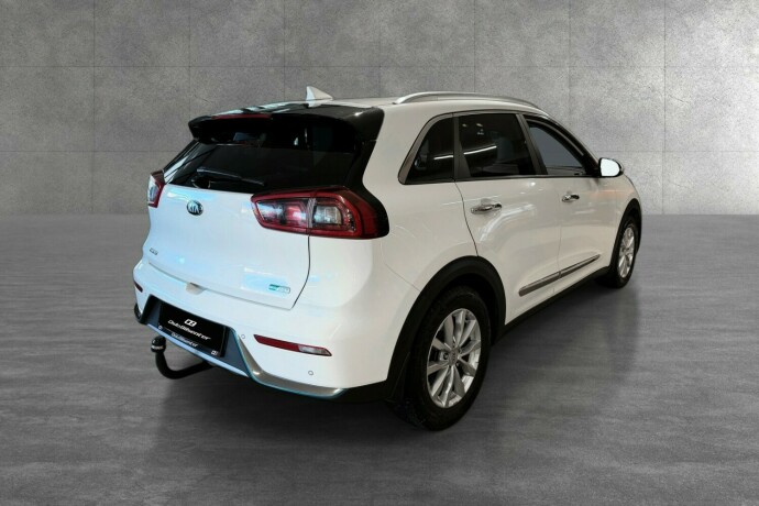 kia-niro-elektrisitetbensin-2018-big-27