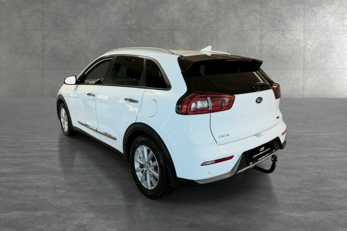 kia-niro-elektrisitetbensin-2018-big-25