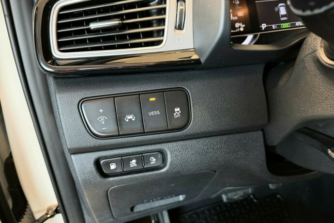 kia-niro-elektrisitetbensin-2018-big-15