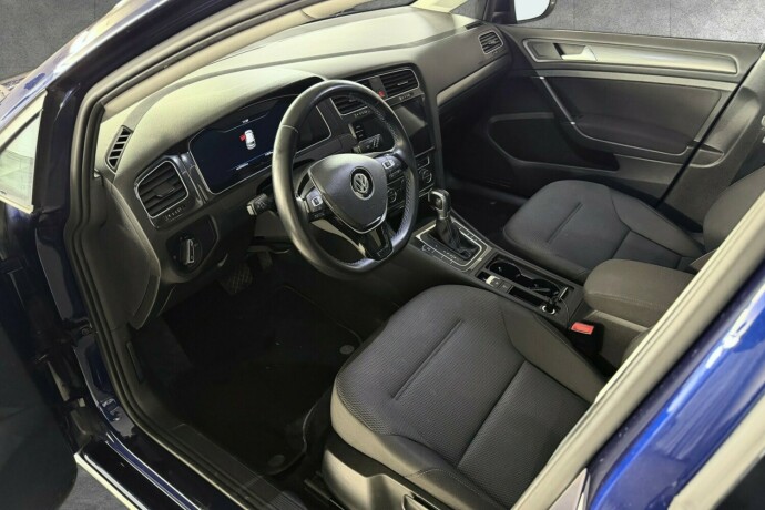volkswagen-golf-elektrisitet-2018-big-9