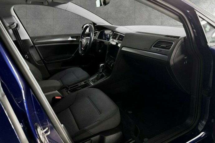 volkswagen-golf-elektrisitet-2018-big-11
