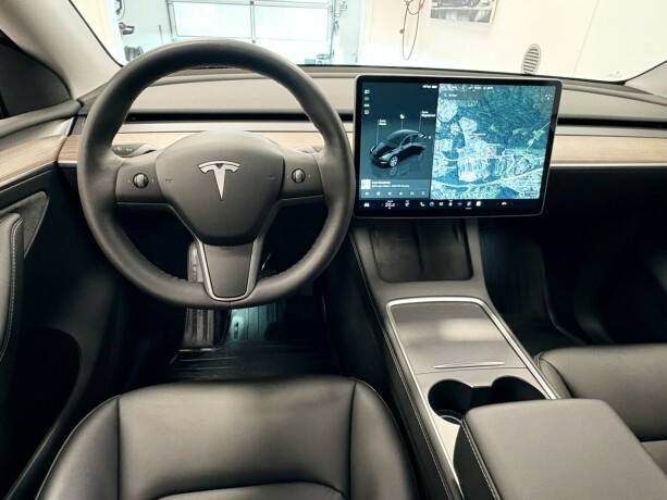 tesla-model-y-elektrisitet-2022-big-12