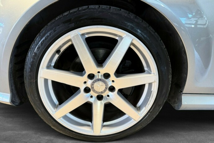 mercedes-benz-c-klasse-bensin-2012-big-27