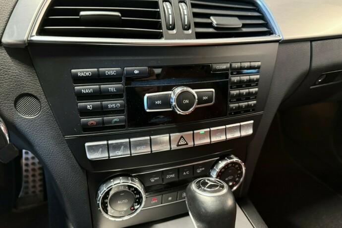 mercedes-benz-c-klasse-bensin-2012-big-14