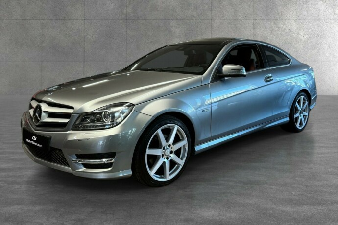 mercedes-benz-c-klasse-bensin-2012-big-3