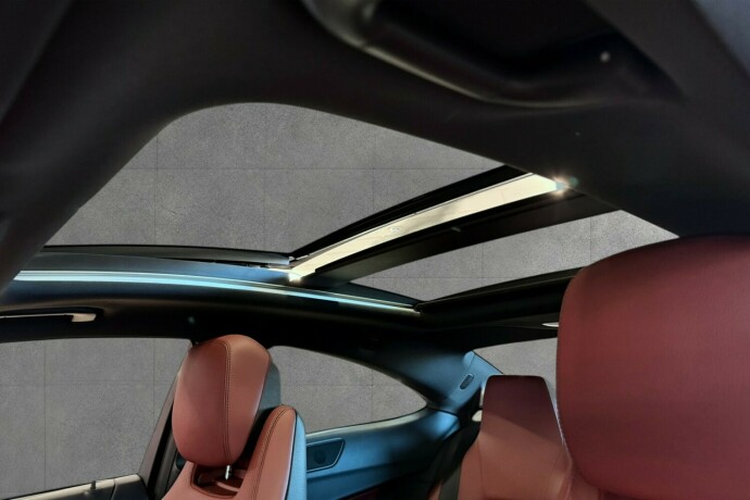 mercedes-benz-c-klasse-bensin-2012-big-22