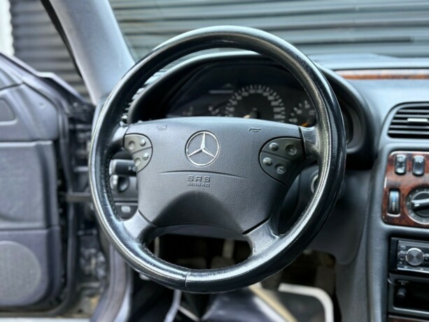 mercedes-benz-clk-bensin-2000-big-13